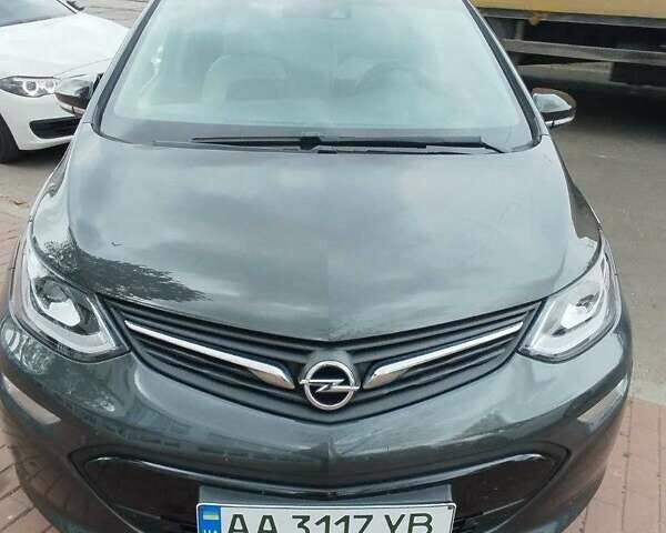 Серый Опель Ampera-e, объемом двигателя 0 л и пробегом 180 тыс. км за 14497 $, фото 2 на Automoto.ua