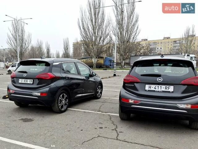 Серый Опель Ampera-e, объемом двигателя 0 л и пробегом 97 тыс. км за 15500 $, фото 10 на Automoto.ua