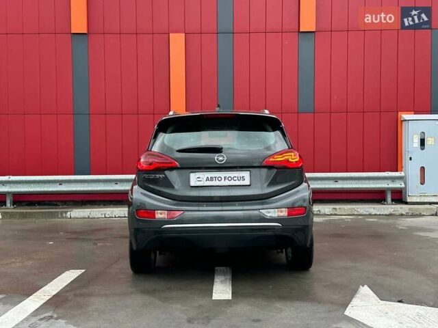 Серый Опель Ampera-e, объемом двигателя 0 л и пробегом 180 тыс. км за 14990 $, фото 5 на Automoto.ua