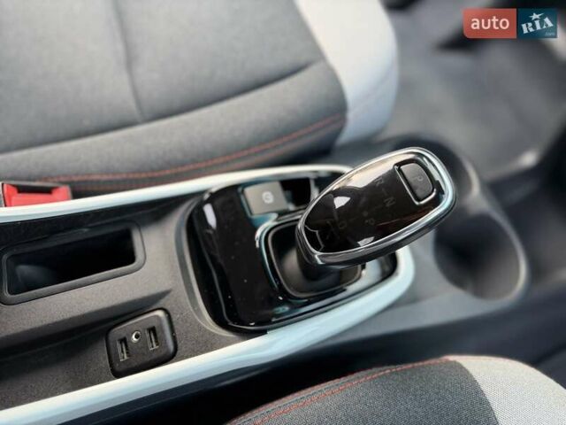 Серый Опель Ampera-e, объемом двигателя 0 л и пробегом 85 тыс. км за 14950 $, фото 45 на Automoto.ua