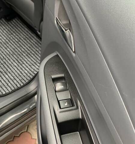 Серый Опель Ampera-e, объемом двигателя 0 л и пробегом 130 тыс. км за 16949 $, фото 36 на Automoto.ua