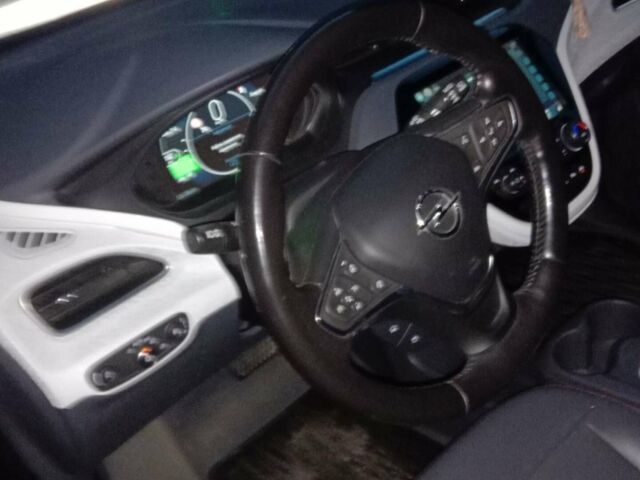 Сірий Опель Ampera-e, об'ємом двигуна 0 л та пробігом 130 тис. км за 16499 $, фото 18 на Automoto.ua