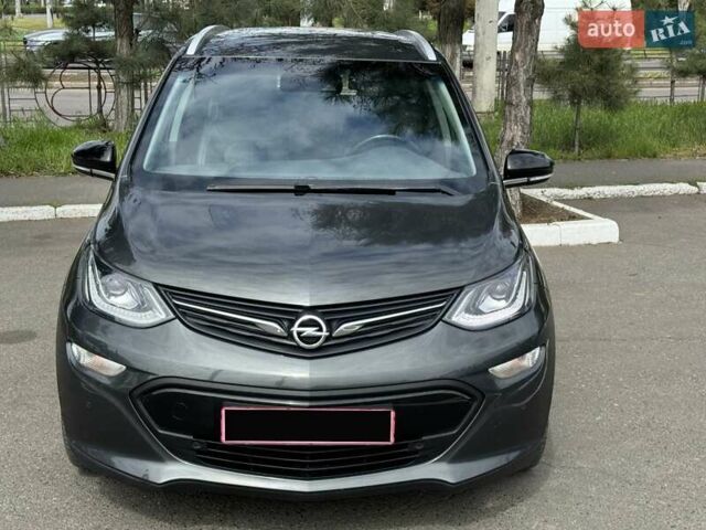 Серый Опель Ampera-e, объемом двигателя 0 л и пробегом 92 тыс. км за 14999 $, фото 5 на Automoto.ua