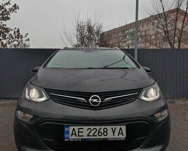 Серый Опель Ampera-e, объемом двигателя 0 л и пробегом 105 тыс. км за 15700 $, фото 3 на Automoto.ua