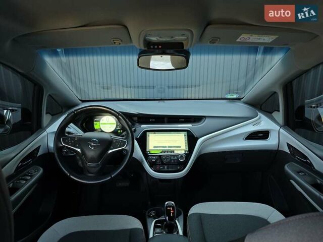 Серый Опель Ampera-e, объемом двигателя 0 л и пробегом 11 тыс. км за 18200 $, фото 21 на Automoto.ua