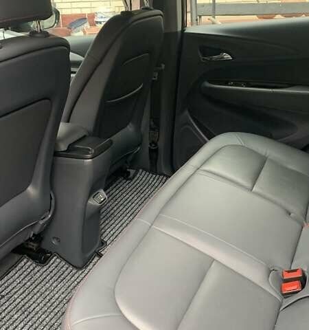 Серый Опель Ampera-e, объемом двигателя 0 л и пробегом 130 тыс. км за 16949 $, фото 32 на Automoto.ua