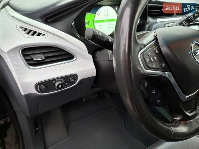 Серый Опель Ampera-e, объемом двигателя 0 л и пробегом 97 тыс. км за 15500 $, фото 17 на Automoto.ua