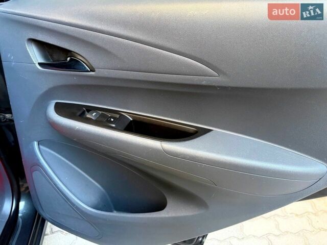 Сірий Опель Ampera-e, об'ємом двигуна 0 л та пробігом 84 тис. км за 16700 $, фото 21 на Automoto.ua