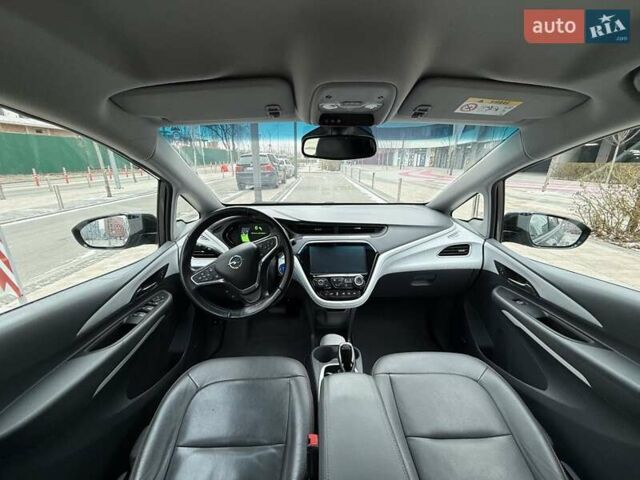 Серый Опель Ampera-e, объемом двигателя 0 л и пробегом 135 тыс. км за 15100 $, фото 23 на Automoto.ua