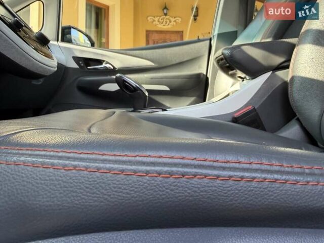 Сірий Опель Ampera-e, об'ємом двигуна 0 л та пробігом 65 тис. км за 14950 $, фото 72 на Automoto.ua