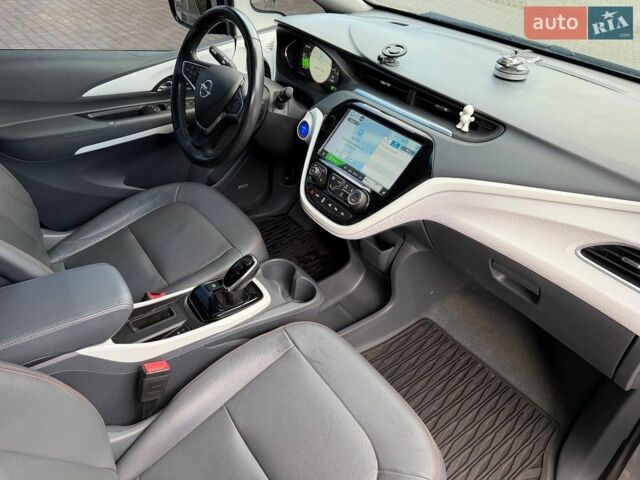 Серый Опель Ampera-e, объемом двигателя 0 л и пробегом 190 тыс. км за 14799 $, фото 10 на Automoto.ua