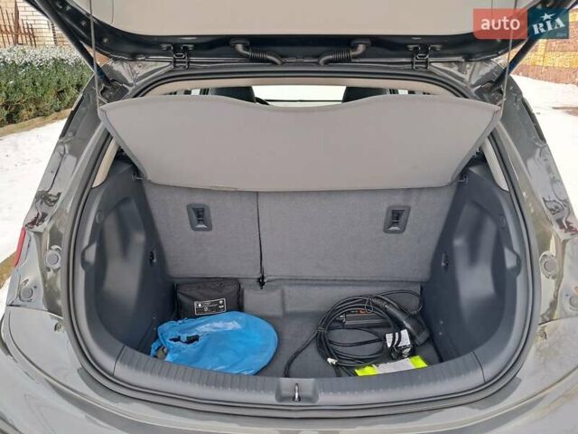 Сірий Опель Ampera-e, об'ємом двигуна 0 л та пробігом 131 тис. км за 16450 $, фото 23 на Automoto.ua