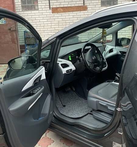 Серый Опель Ampera-e, объемом двигателя 0 л и пробегом 130 тыс. км за 16949 $, фото 26 на Automoto.ua