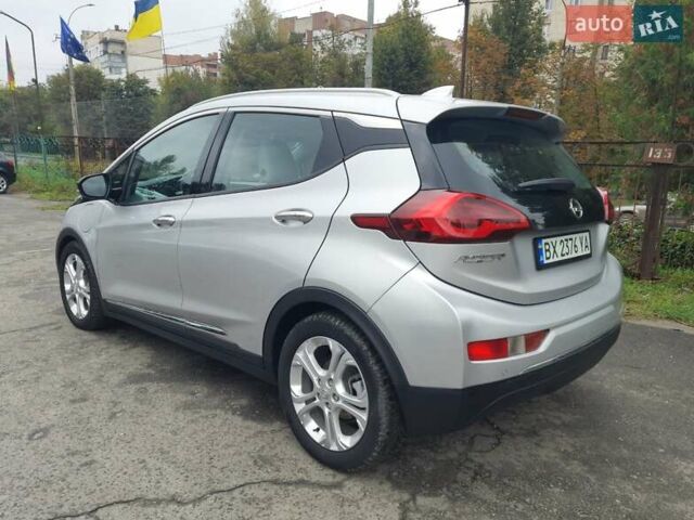 Серый Опель Ampera-e, объемом двигателя 0 л и пробегом 118 тыс. км за 15399 $, фото 5 на Automoto.ua