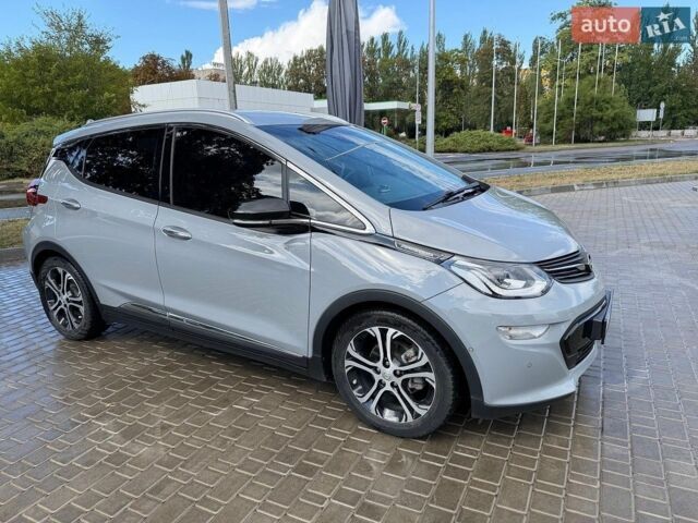 Серый Опель Ampera-e, объемом двигателя 0 л и пробегом 190 тыс. км за 14799 $, фото 2 на Automoto.ua