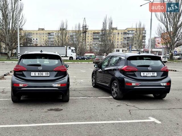 Серый Опель Ampera-e, объемом двигателя 0 л и пробегом 97 тыс. км за 15500 $, фото 9 на Automoto.ua