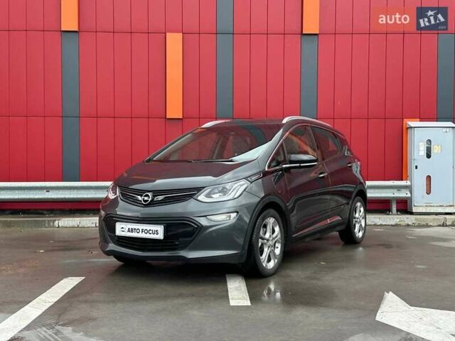 Серый Опель Ampera-e, объемом двигателя 0 л и пробегом 180 тыс. км за 13290 $, фото 3 на Automoto.ua