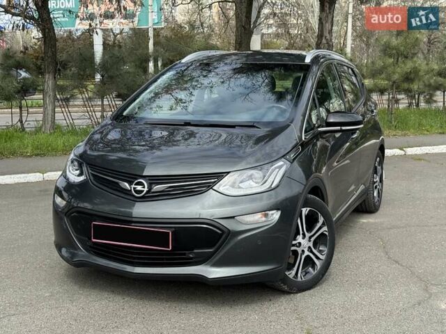 Серый Опель Ampera-e, объемом двигателя 0 л и пробегом 92 тыс. км за 14999 $, фото 1 на Automoto.ua