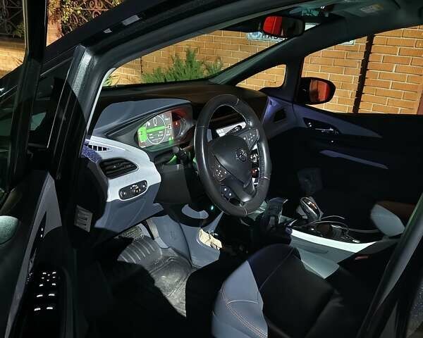 Серый Опель Ampera-e, объемом двигателя 0 л и пробегом 105 тыс. км за 15700 $, фото 8 на Automoto.ua