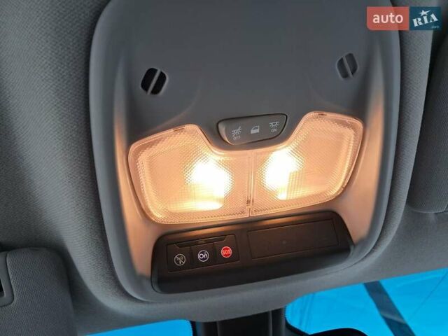 Серый Опель Ampera-e, объемом двигателя 0 л и пробегом 131 тыс. км за 16300 $, фото 31 на Automoto.ua