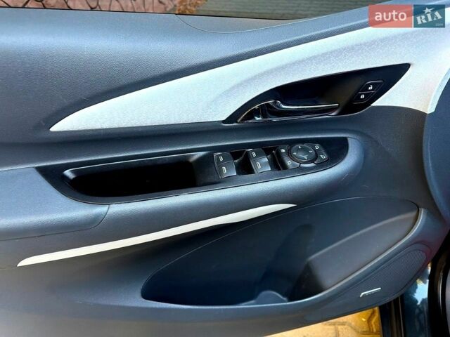 Сірий Опель Ampera-e, об'ємом двигуна 0 л та пробігом 84 тис. км за 16700 $, фото 35 на Automoto.ua