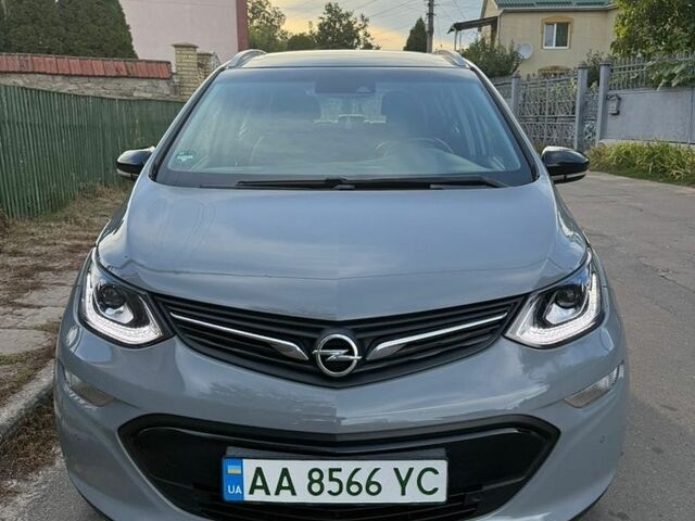 Серый Опель Ampera-e, объемом двигателя 0 л и пробегом 100 тыс. км за 16900 $, фото 7 на Automoto.ua