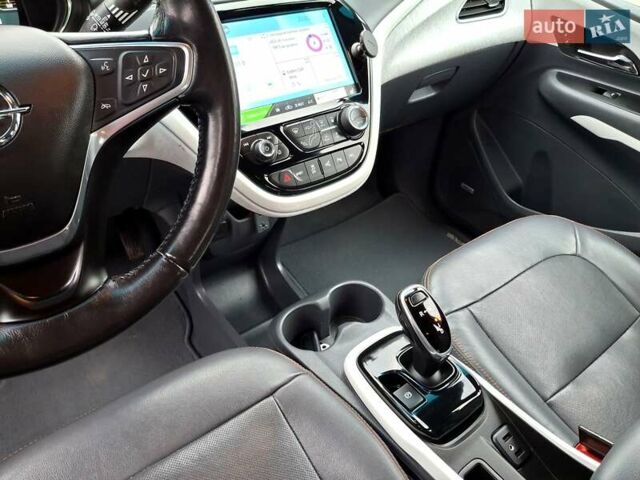 Серый Опель Ampera-e, объемом двигателя 0 л и пробегом 97 тыс. км за 15500 $, фото 16 на Automoto.ua