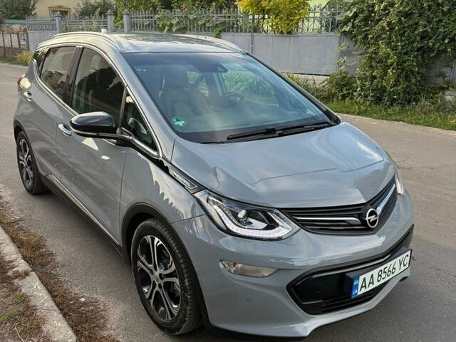 Серый Опель Ampera-e, объемом двигателя 0 л и пробегом 100 тыс. км за 16900 $, фото 1 на Automoto.ua