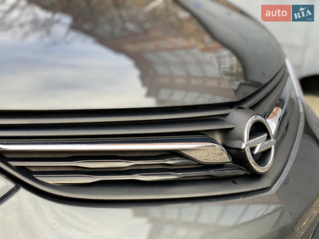 Серый Опель Ampera-e, объемом двигателя 0 л и пробегом 111 тыс. км за 15450 $, фото 92 на Automoto.ua