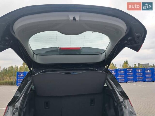 Серый Опель Ampera-e, объемом двигателя 0 л и пробегом 131 тыс. км за 16200 $, фото 64 на Automoto.ua