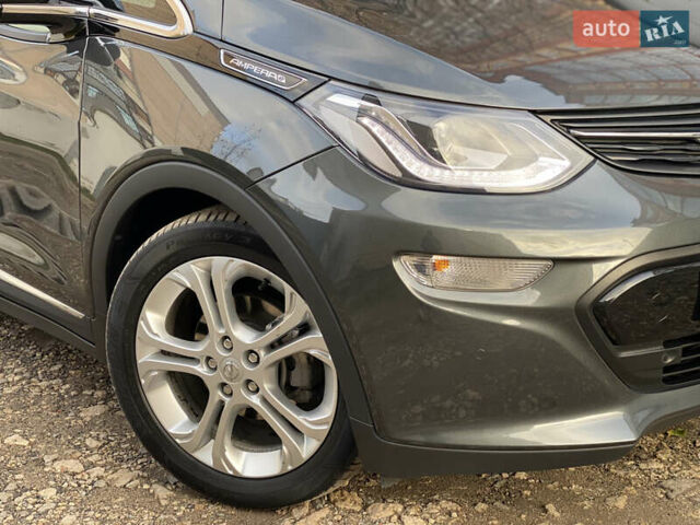 Серый Опель Ampera-e, объемом двигателя 0 л и пробегом 111 тыс. км за 15450 $, фото 5 на Automoto.ua