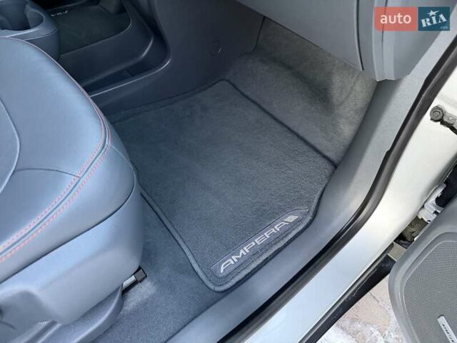 Сірий Опель Ampera-e, об'ємом двигуна 0 л та пробігом 37 тис. км за 17700 $, фото 62 на Automoto.ua