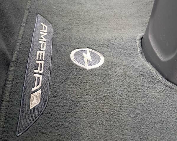 Серый Опель Ampera-e, объемом двигателя 0 л и пробегом 131 тыс. км за 16200 $, фото 39 на Automoto.ua