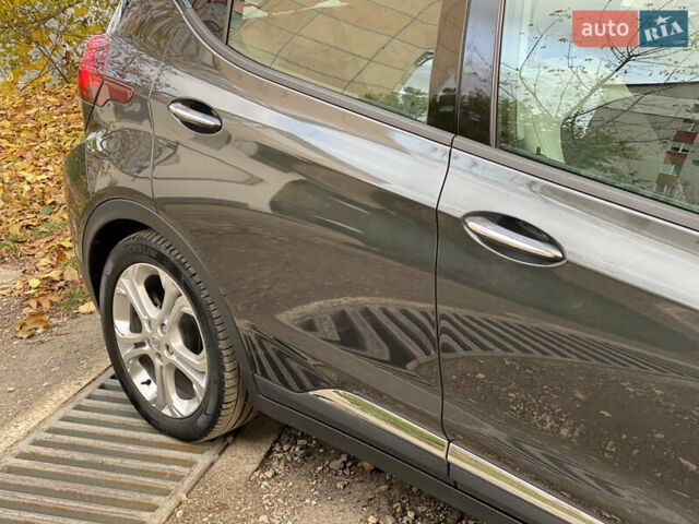 Серый Опель Ampera-e, объемом двигателя 0 л и пробегом 111 тыс. км за 15450 $, фото 59 на Automoto.ua