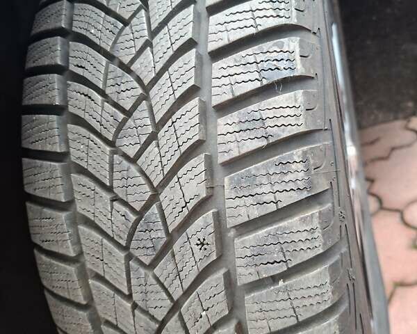 Сірий Опель Ampera-e, об'ємом двигуна 0 л та пробігом 131 тис. км за 16300 $, фото 11 на Automoto.ua