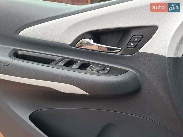 Сірий Опель Ampera-e, об'ємом двигуна 0 л та пробігом 131 тис. км за 16300 $, фото 32 на Automoto.ua