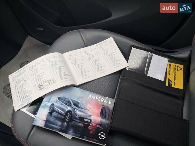 Серый Опель Ampera-e, объемом двигателя 0 л и пробегом 131 тыс. км за 16200 $, фото 11 на Automoto.ua