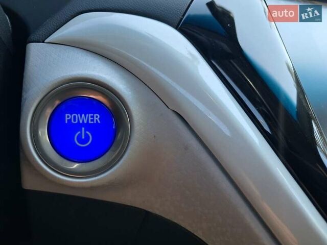 Серый Опель Ampera-e, объемом двигателя 0 л и пробегом 131 тыс. км за 16300 $, фото 30 на Automoto.ua