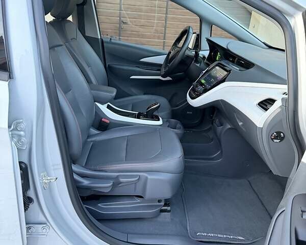 Сірий Опель Ampera-e, об'ємом двигуна 0 л та пробігом 37 тис. км за 17499 $, фото 58 на Automoto.ua