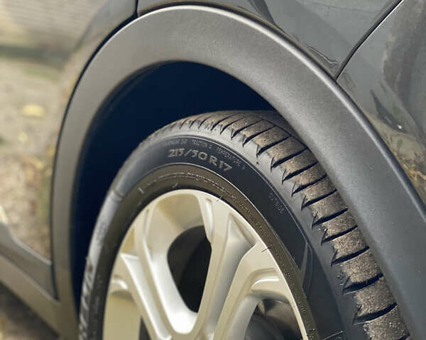 Серый Опель Ampera-e, объемом двигателя 0 л и пробегом 111 тыс. км за 15450 $, фото 69 на Automoto.ua