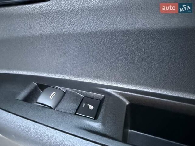 Сірий Опель Ampera-e, об'ємом двигуна 0 л та пробігом 37 тис. км за 17499 $, фото 54 на Automoto.ua