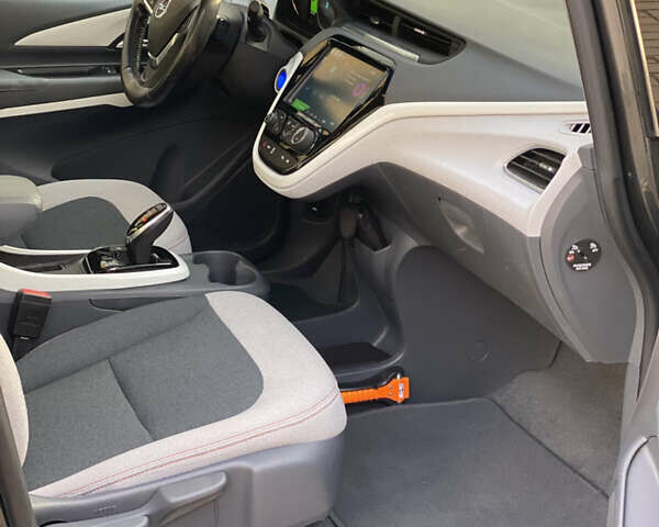 Серый Опель Ampera-e, объемом двигателя 0 л и пробегом 111 тыс. км за 15450 $, фото 40 на Automoto.ua