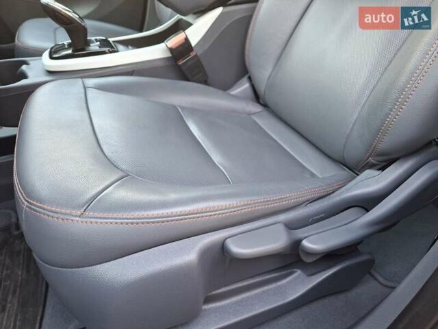 Серый Опель Ampera-e, объемом двигателя 0 л и пробегом 104 тыс. км за 16400 $, фото 27 на Automoto.ua