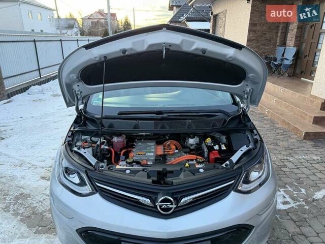 Сірий Опель Ampera-e, об'ємом двигуна 0 л та пробігом 37 тис. км за 17499 $, фото 85 на Automoto.ua
