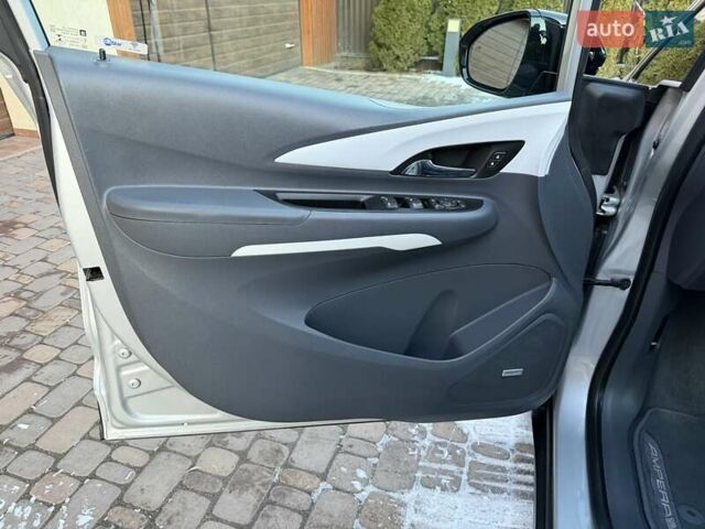 Сірий Опель Ampera-e, об'ємом двигуна 0 л та пробігом 37 тис. км за 17700 $, фото 20 на Automoto.ua