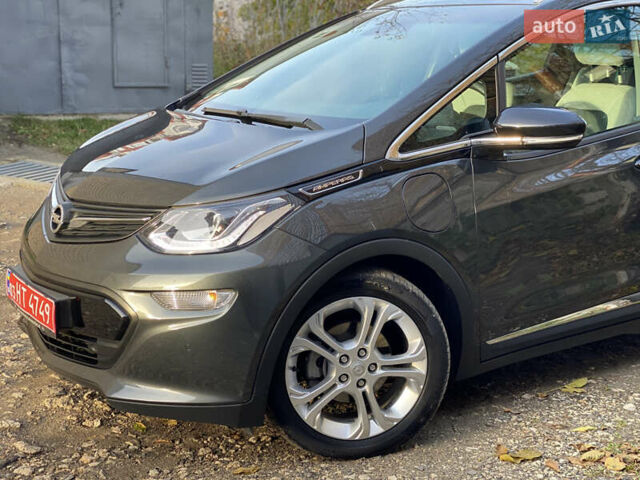 Серый Опель Ampera-e, объемом двигателя 0 л и пробегом 111 тыс. км за 15450 $, фото 10 на Automoto.ua