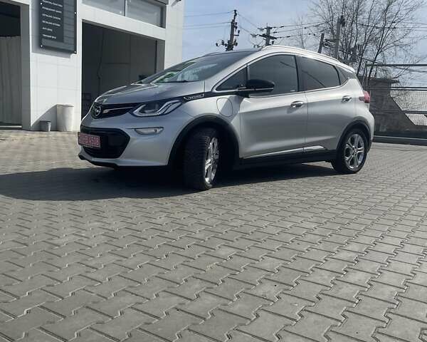 Серый Опель Ampera-e, объемом двигателя 0 л и пробегом 156 тыс. км за 13400 $, фото 5 на Automoto.ua