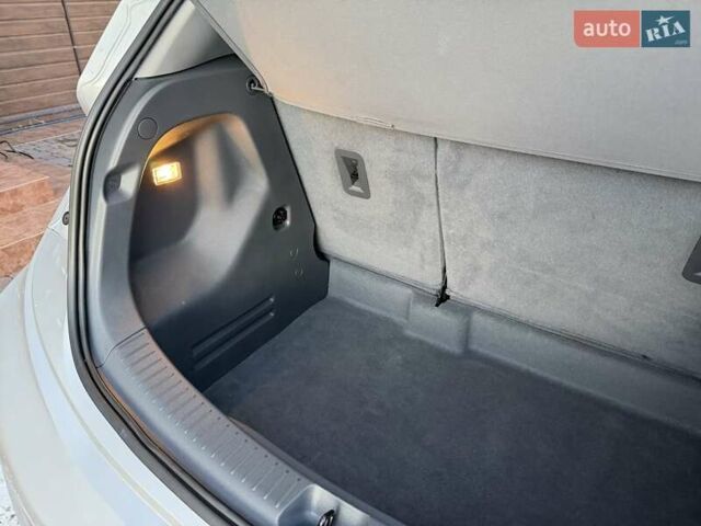 Сірий Опель Ampera-e, об'ємом двигуна 0 л та пробігом 37 тис. км за 18300 $, фото 70 на Automoto.ua