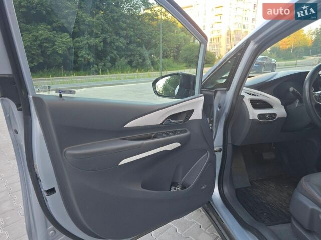 Синий Опель Ampera-e, объемом двигателя 0 л и пробегом 238 тыс. км за 13850 $, фото 23 на Automoto.ua