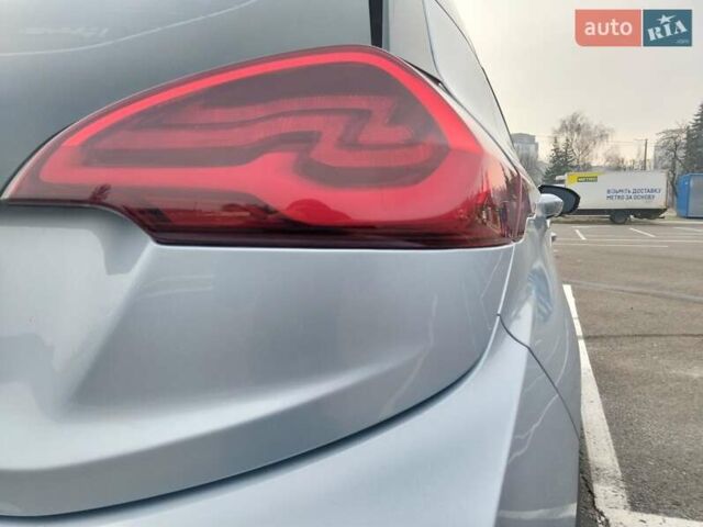 Синий Опель Ampera-e, объемом двигателя 0 л и пробегом 99 тыс. км за 16500 $, фото 10 на Automoto.ua